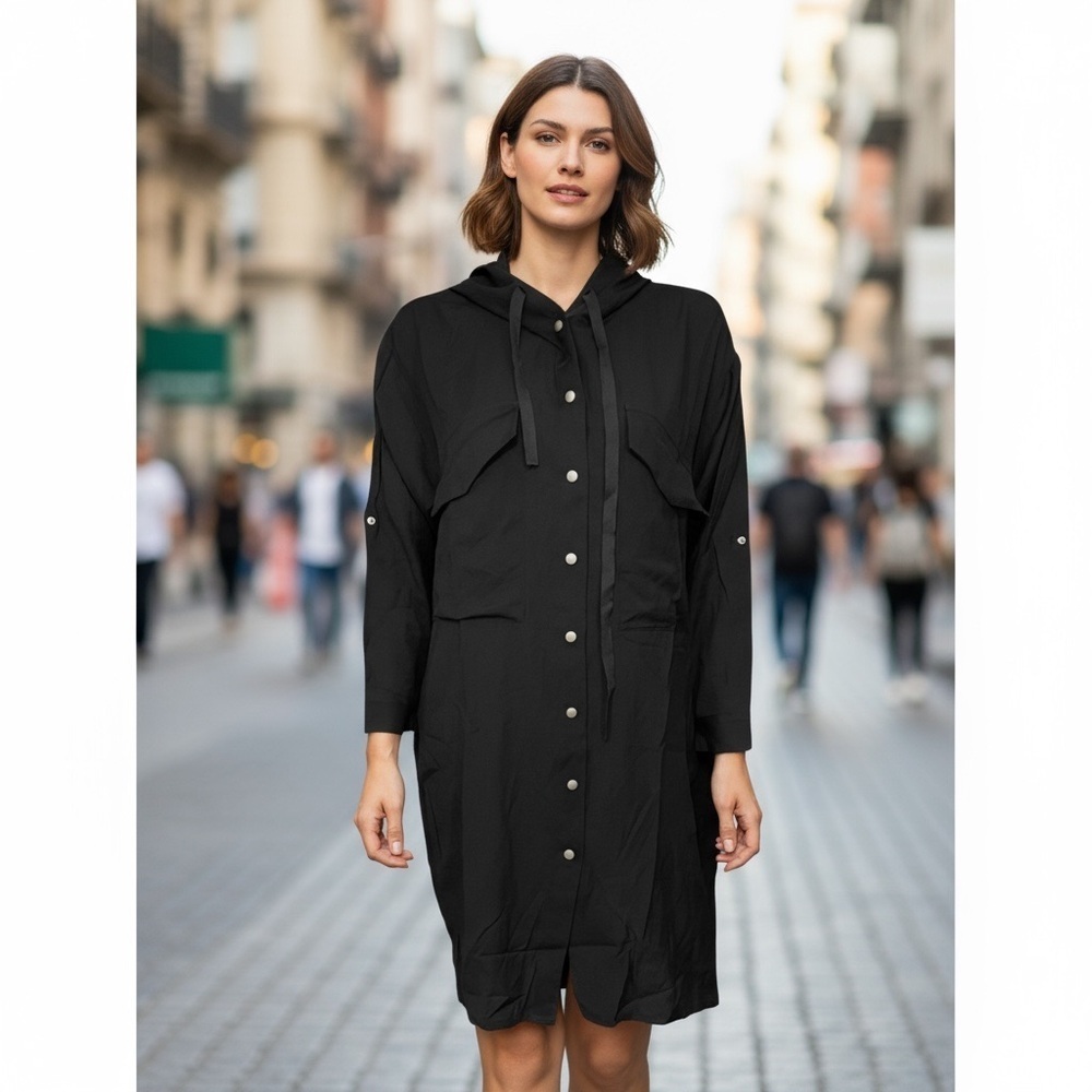AMT Black Button Snap Front Long Sleeve Dress